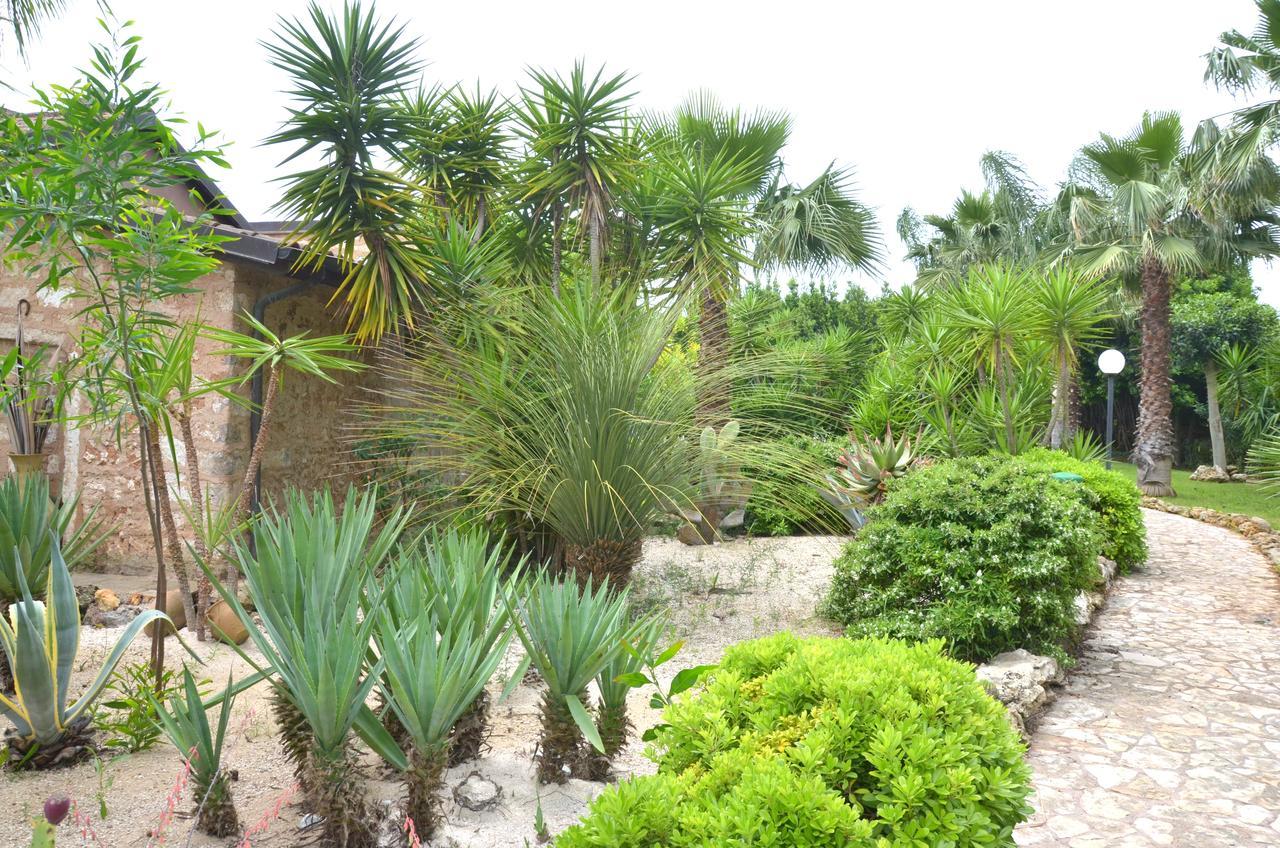 Masseria Pisciani Torchiarolo Exterior foto